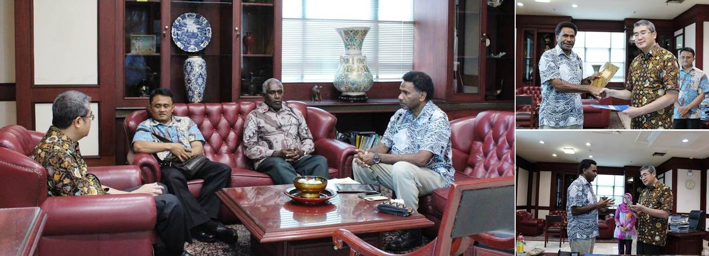Saat berbincang CEO E. Institute Of Technology Vanuatu dan Perwakilan Departemen Luar Negeri Republik Indonesia