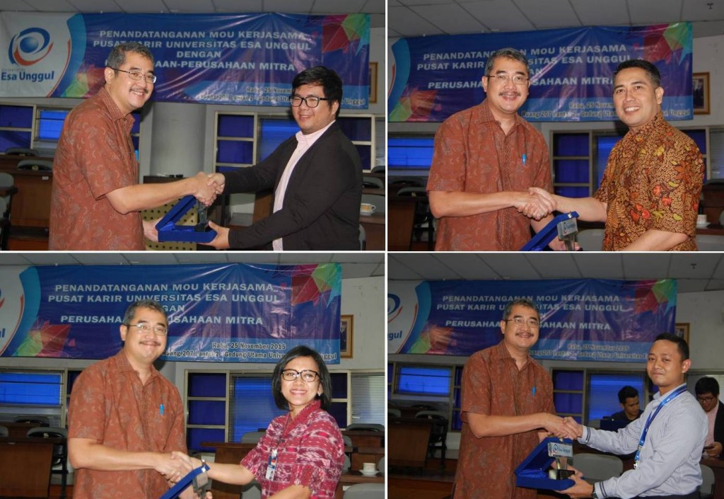 Penyerahan Plakat Kerjasama Pusat Karir UEU dengan Perusahaan Mitra