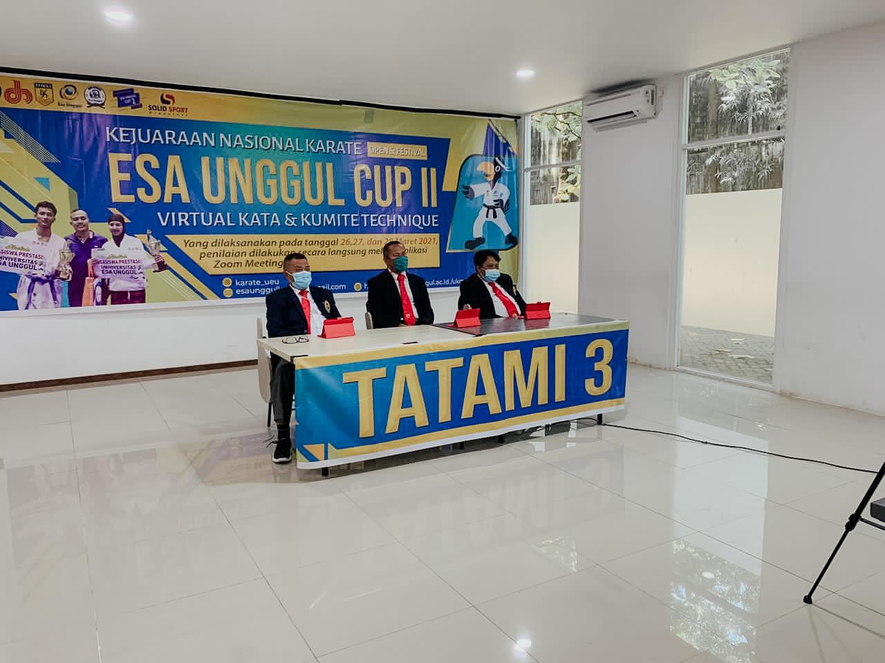 Suasana Saat Acara Esa Unggul Cup