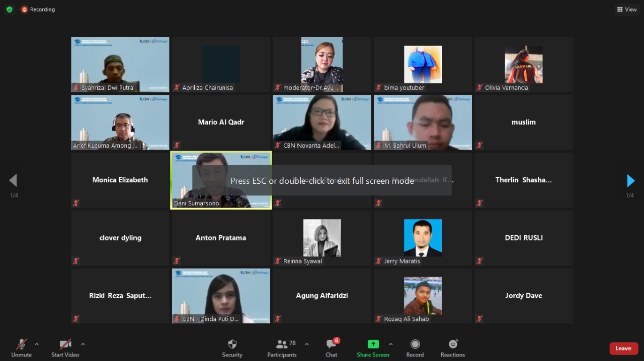 Suasana Saat Zoom Meeting