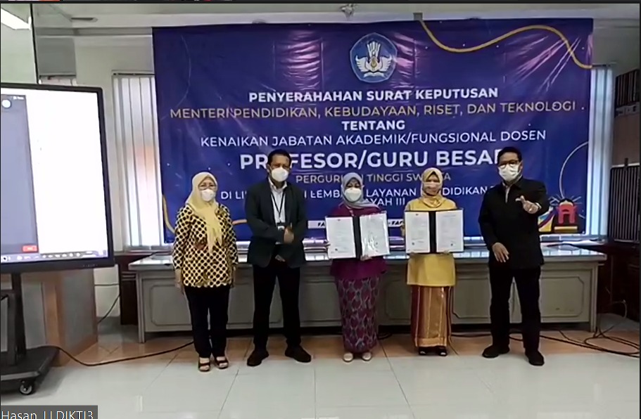 Saat Pengangkatan Guru Besar