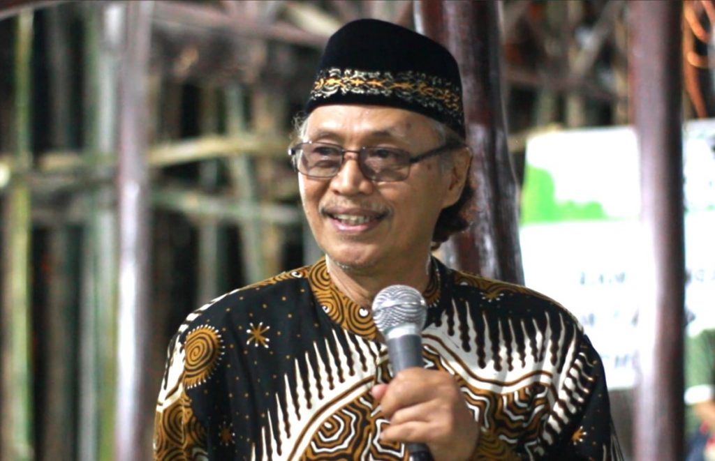 Dosen Farmasi sekaligus Ahli Mikrobiologi