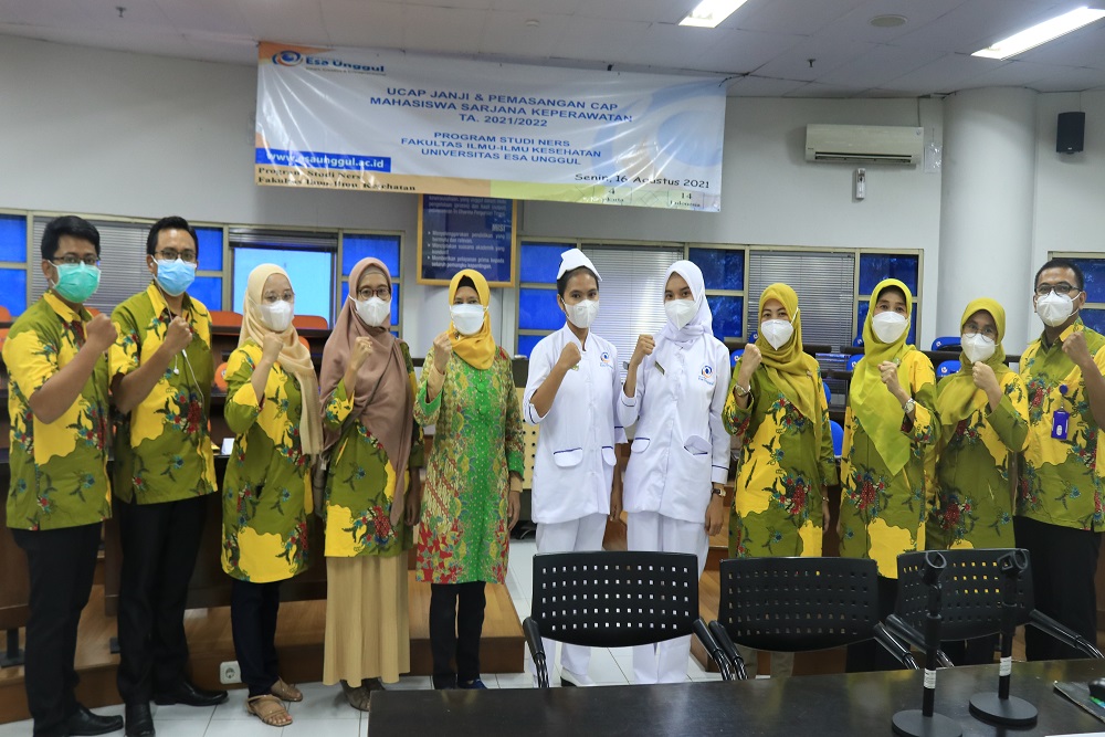 Caping Days Universitas Esa Unggul