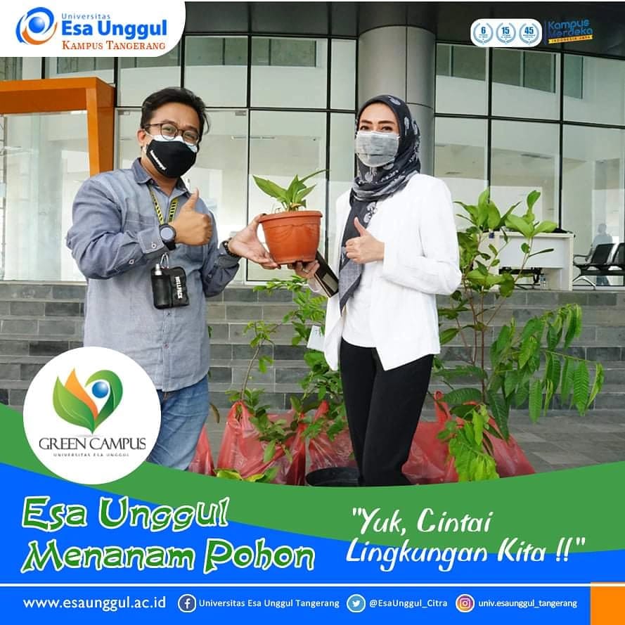 Esa Unggul Menanam Pohon