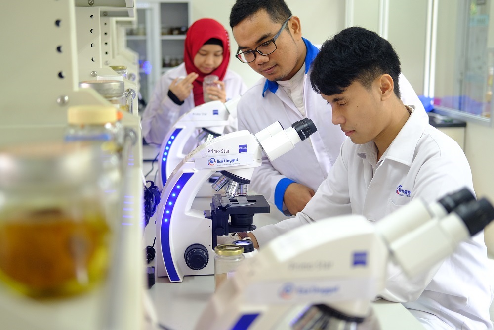 Salah Satu Kegaiatan Mahasiswa Bioteknologi UEU