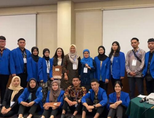 MIK Esa Unggul Juara di Lomba HIM Student Talent
