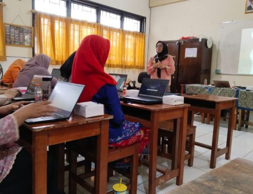 Dosen Esa Unggul Berdayakan Guru SD Penggilingan 1 Jaktim